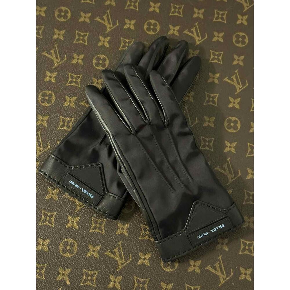 Prada Lambskin Gloves - Picture 4 of 16